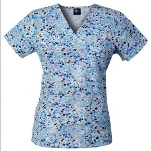 👕3/$25 Women Scrubs Top Printed V-neck 4-Pockets